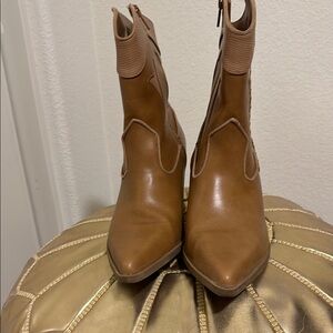 Women's Tan Ankle Boots